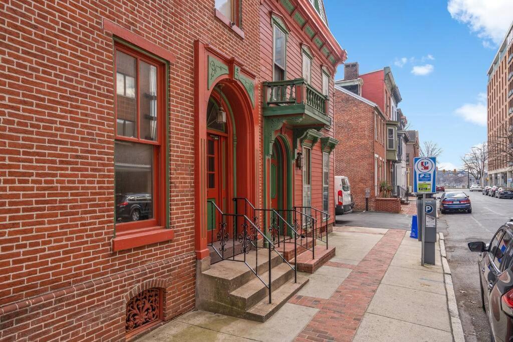 Downtown Hbg Gem: 2br Apartamento